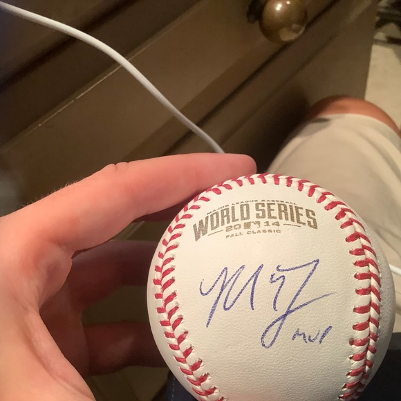 Baseball - Picture 2 of 6